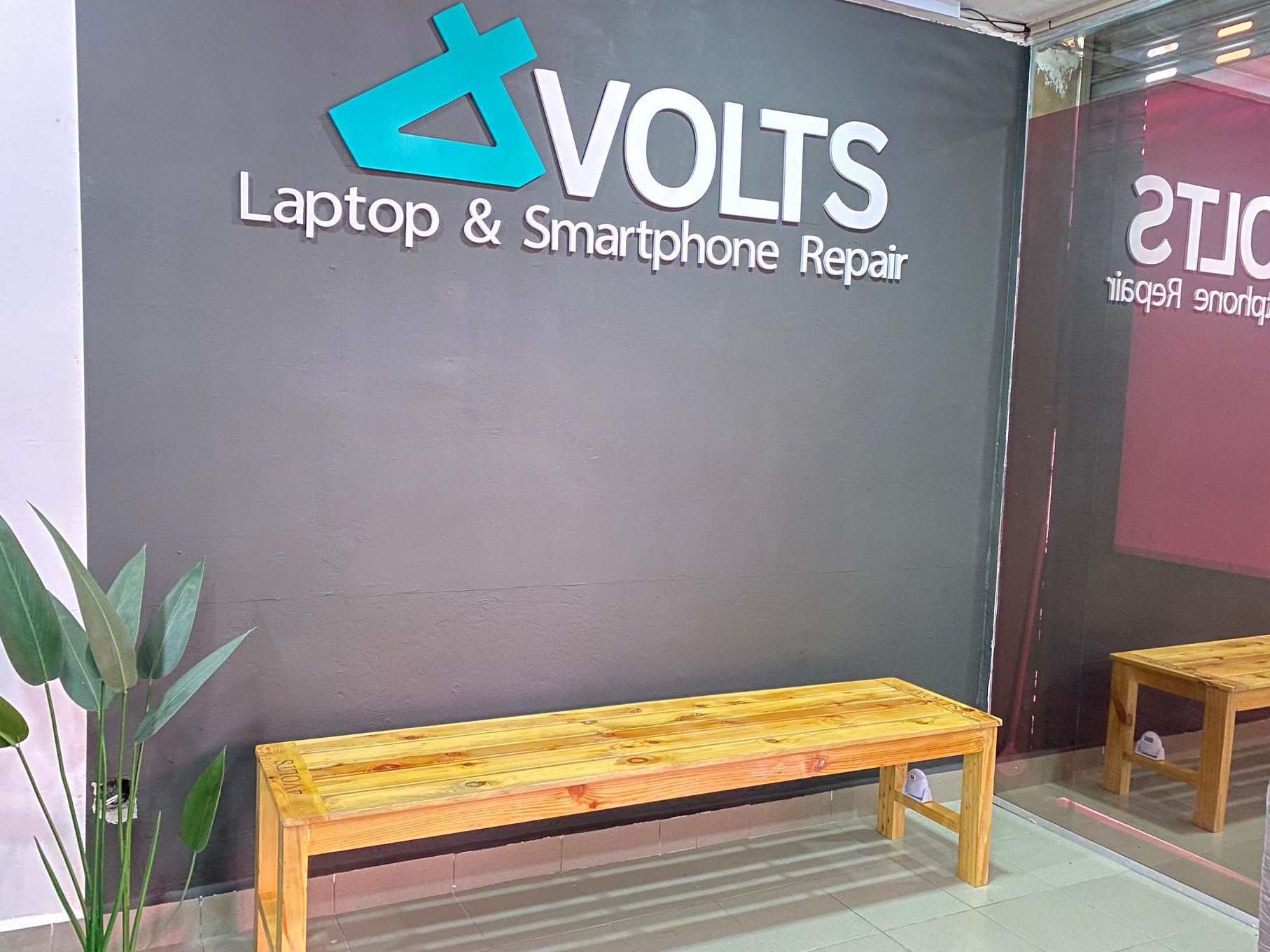 4volts pakar laptop dan pc anda smartphone console servis