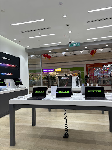 Switch @ Alamanda Shopping Centre Switch @ Alamanda Shopping Centre