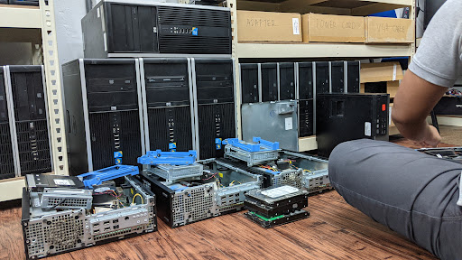 Sentuhan Global - Membaiki Laptop (service daripada rumah, Harga murah kualiti sama macam kedai) )