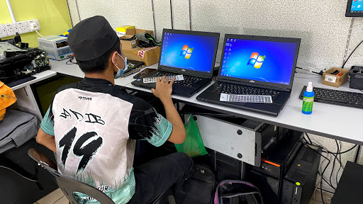 Pusat Internet Changkat Jering