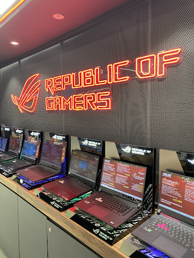 ASUS Concept Store Sunway Pyramid (Clicknet)