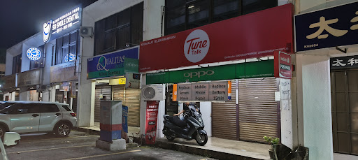 Kedai repair bayan baru