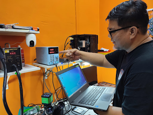 Repair Laptop by BMG