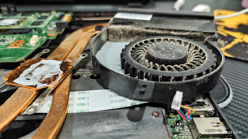 Flash Format Laptop / PC Kemaman