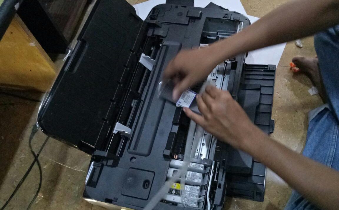 komputer laptop printer telefon repair baiki