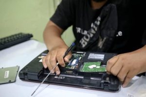Laptop Repair di Kelantan, Malaysia: Perkhidmatan Terbaik & Murah untuk Baiki Laptop Anda